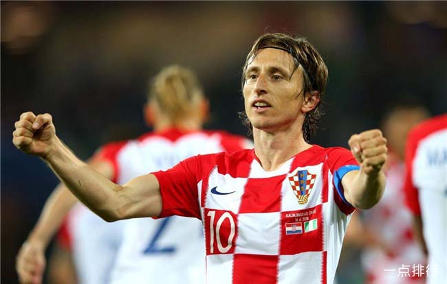 胡梅尔斯11分钟直红 十人罗马遭毕尔巴鄂竞技逆转