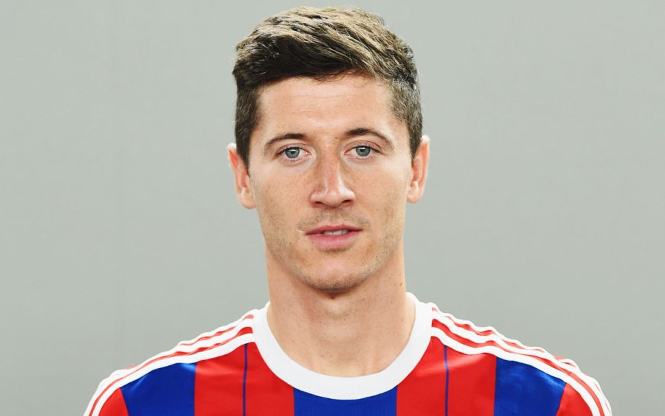 《蔚蓝档案》主线最终篇第二章“虚妄圣所攻略战”更新，庆典招募限时开启，全新限定成员【未花】重磅登场！