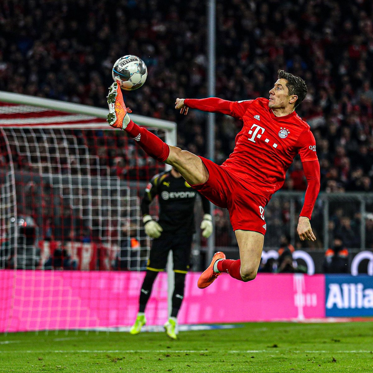 《决胜巅峰》× 蔡徐坤主题活动今日启幕，主题曲MV正式上线