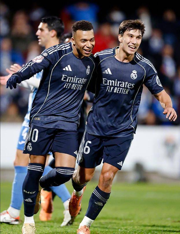 [德甲]第28轮：不来梅VS法兰克福